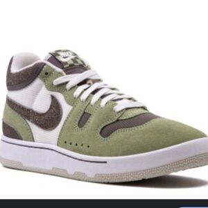 Nike - 7.5 M, 8 or 8.5 W, Mac Attack, oil green